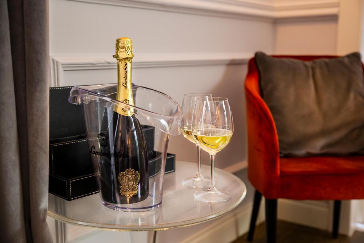 Relais San Lorenzo In Lucina 로마 외부 사진